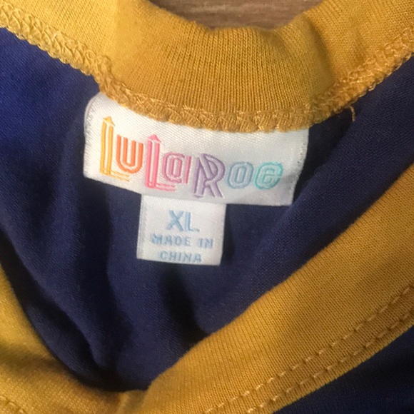 Luluroe t-shirt- causal tee - Picture 3 of 3